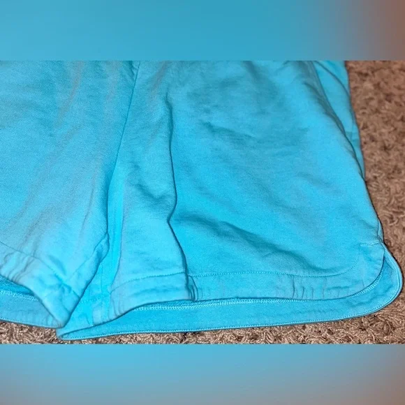 Women's Lily Pulitzer Aqua Blue Casual Shorts Size XL - Picture 4 of 5